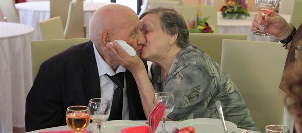 老年人婚礼 老年人婚礼 - 俄罗斯卫星通讯社