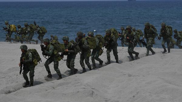Philippine marines take position - 俄羅斯衛星通訊社