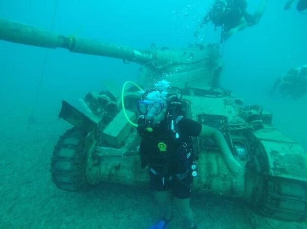 黎巴嫩建造一座水下军事设备公园:坦克上将长出珊瑚 黎巴嫩建造一座水下军事设备公园:坦克上将长出珊瑚 - 俄罗斯卫星通讯社