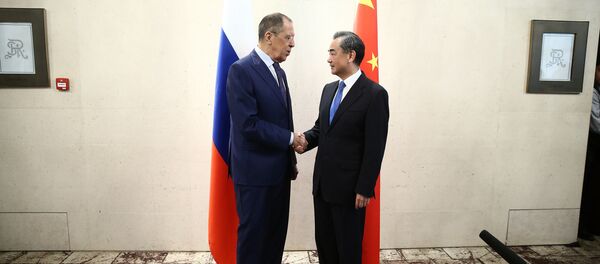 据俄外交部消息，俄中外长通电话讨论了新冠病毒防疫问题 - 俄罗斯卫星通讯社