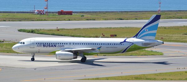 釜山航空公司的A320客机 - 俄罗斯卫星通讯社