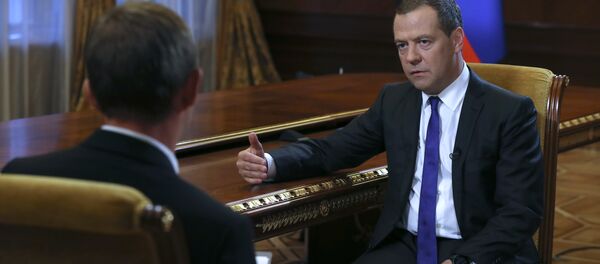 梅德韦杰夫解释为什么北约不应当接纳格鲁吉亚 梅德韦杰夫解释为什么北约不应当接纳格鲁吉亚 - 俄罗斯卫星通讯社