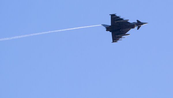 西班牙空軍一架歐洲颱風戰鬥機（Eurofighter Typhoon 2000） - 俄羅斯衛星通訊社