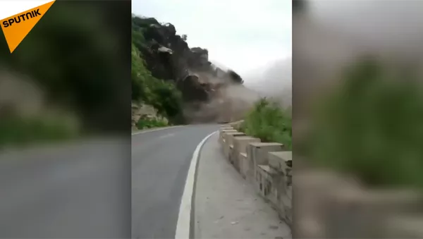 北京房山區發生山體崩塌 無人員傷亡和車輛損失 - 俄羅斯衛星通訊社
