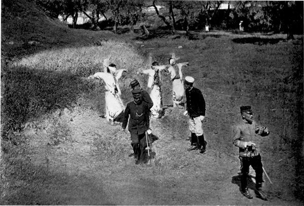 三名朝鮮人因抗議日本人佔領自己的土地而被絞死。 - 俄羅斯衛星通訊社