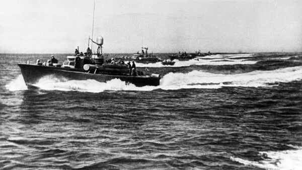 苏联鱼雷艇攻击咸兴港。 - 俄罗斯卫星通讯社