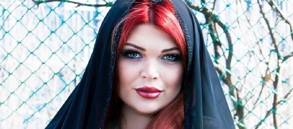 俄罗斯大码模特儿尤利娅•雷巴科娃 - 俄罗斯卫星通讯社