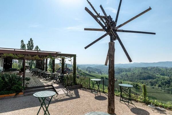 Gasthaus Tscheppe an der Weinstrasse餐馆 - 俄罗斯卫星通讯社