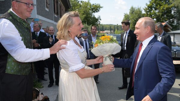 普京总统：奥地利之行是一次非常美好的私人访问 - 俄罗斯卫星通讯社
