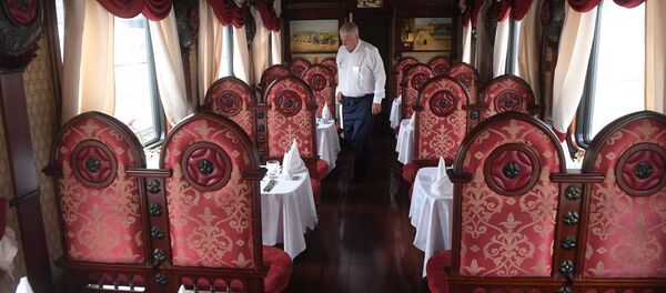 豪华旅游专列“俄罗斯帝国”号列车 - 俄罗斯卫星通讯社