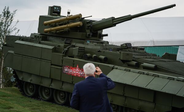 通用履带式T-15阿尔玛塔 平台上富有前景的俄罗斯装甲战车 - 俄罗斯卫星通讯社