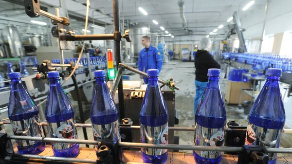 饮用水生产 - 俄罗斯卫星通讯社