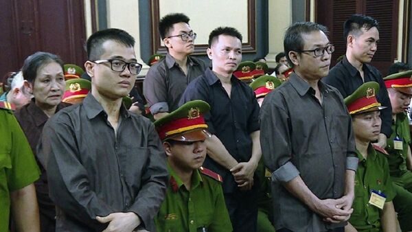 媒体称两名美国人因在越南组织恐怖活动而被定罪 - 俄罗斯卫星通讯社