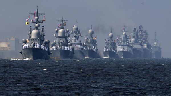 Корабли ВМФ РФ на сводной репетиции парада в честь Дня ВМФ в Кронштадте - 俄羅斯衛星通訊社
