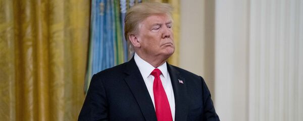 特朗普预言若自己遭弹劾 市场将崩溃 - 俄罗斯卫星通讯社