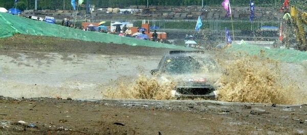 首届中俄越野车王争霸赛 - 俄罗斯卫星通讯社