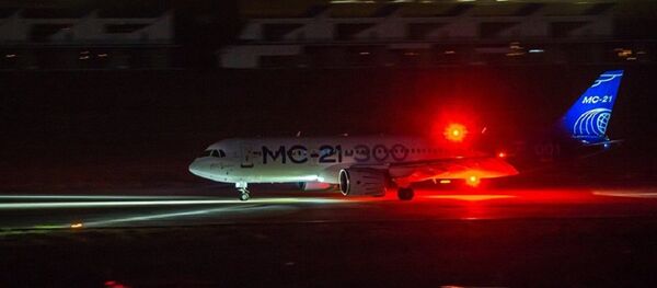 Опытный самолет МС-21-300 впервые совершил посадку в темное время суток Опытный самолет МС-21-300 впервые совершил посадку в темное время суток - 俄羅斯衛星通訊社