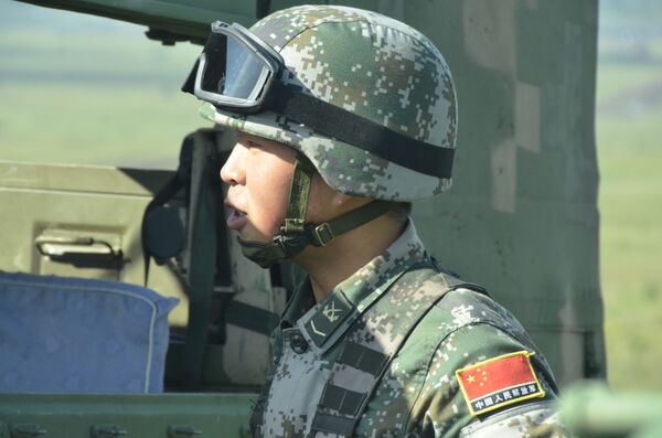 “和平使命-2018”軍演的一名中國參與者 - 俄羅斯衛星通訊社