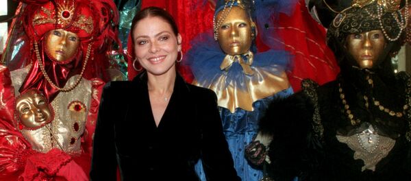 奥内拉•穆蒂 - 俄罗斯卫星通讯社