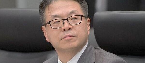 世耕弘成 - 俄羅斯衛星通訊社