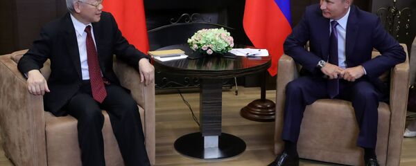 普京與越共總書記簽署系列文件 普京與越共總書記簽署系列文件 - 俄羅斯衛星通訊社