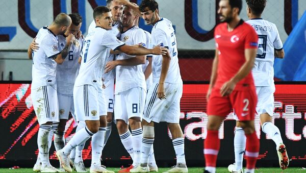 俄罗斯国家足球队在欧洲国家联赛上击败土耳其队 - 俄罗斯卫星通讯社