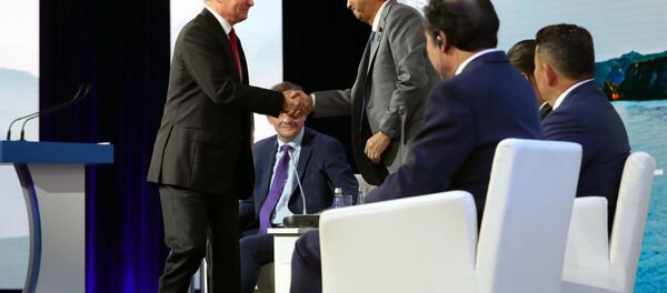 普京告诉安倍:与鱼子酱相比更喜欢鲱鱼 普京告诉安倍:与鱼子酱相比更喜欢鲱鱼 - 俄罗斯卫星通讯社