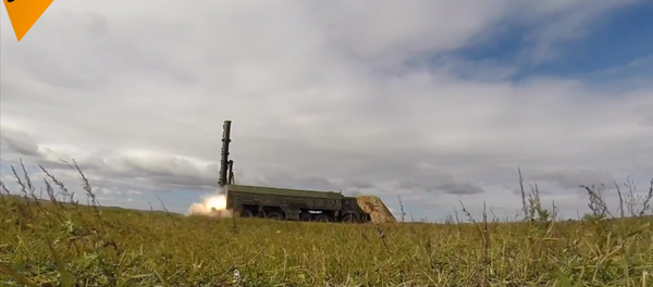 在“東方-2018”演習中展示了“伊斯坎德爾-M”導彈系統 - 俄羅斯衛星通訊社