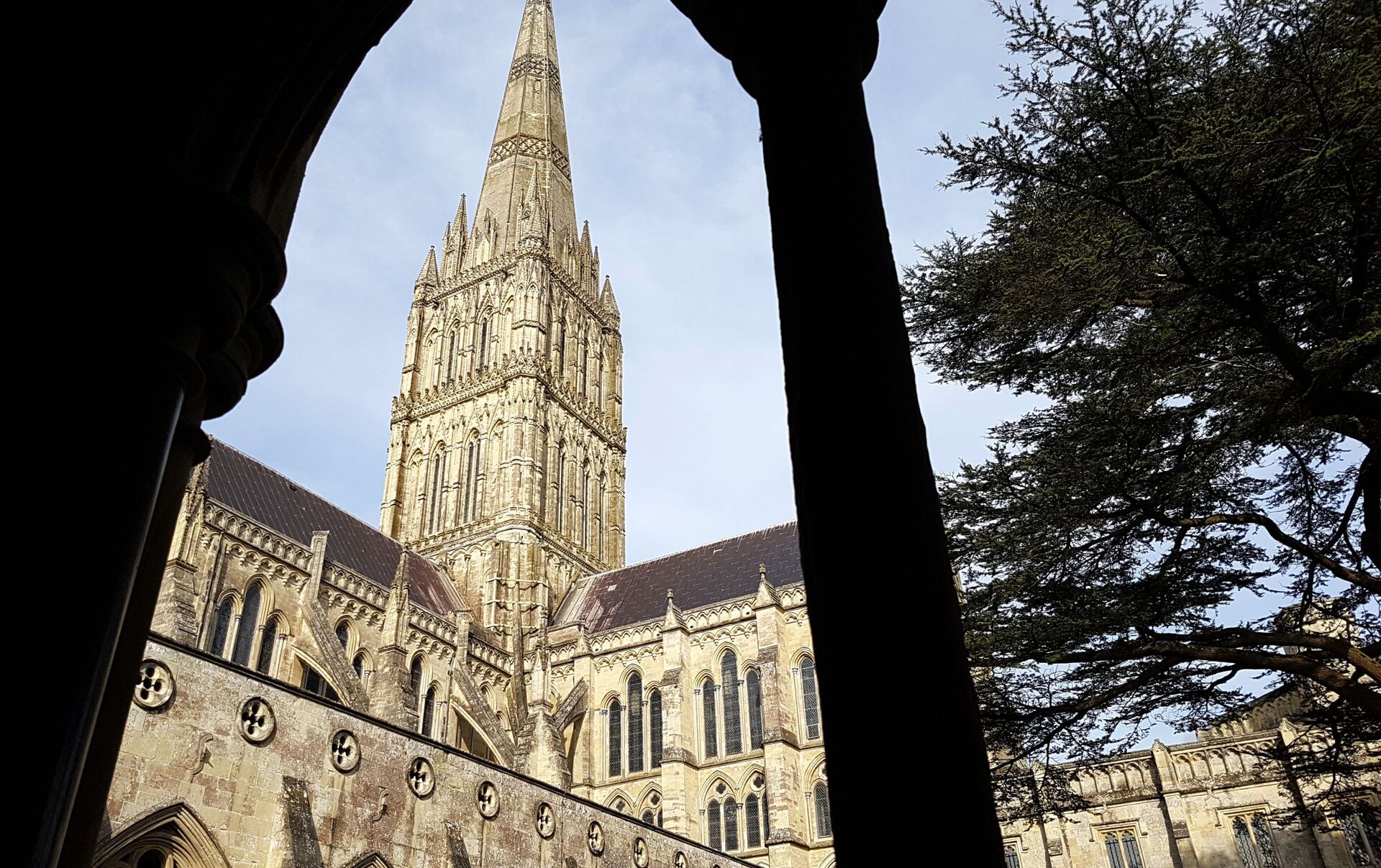 索尔兹伯里大教堂 | Salisbury Cathedral | 访英网