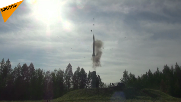 俄军在“东方-2018”演习期间发射S-300和“山毛榉”导弹 - 俄罗斯卫星通讯社