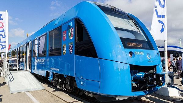 以氢燃料电池Coradia iLint驱动的火车 - 俄罗斯卫星通讯社