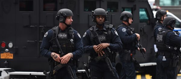 Port Authority Police Department Counter-Terrorism Police patrol - 俄罗斯卫星通讯社