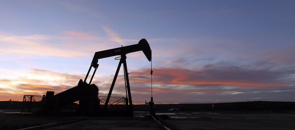 国际主要石油贸易商期待油价恢复至每桶近100美元 - 俄罗斯卫星通讯社