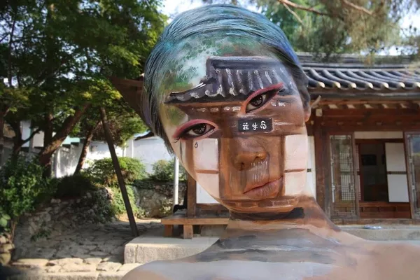 韓國藝術家在自己身上創作奇幻錯視圖 韓國藝術家在自己身上創作奇幻錯視圖 - 俄羅斯衛星通訊社