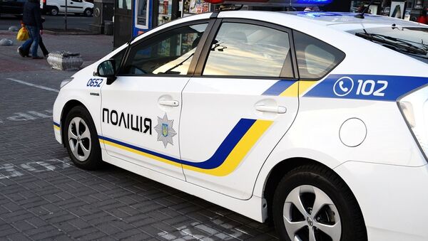 乌克兰一名女子刚在银行上班就监守自盗 - 俄罗斯卫星通讯社
