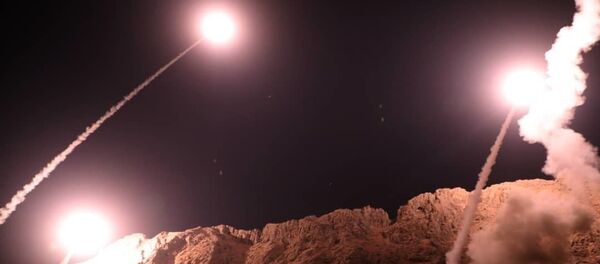 美国主导的国际联军证实伊朗对叙利亚境内目标发动导弹打击 - 俄罗斯卫星通讯社