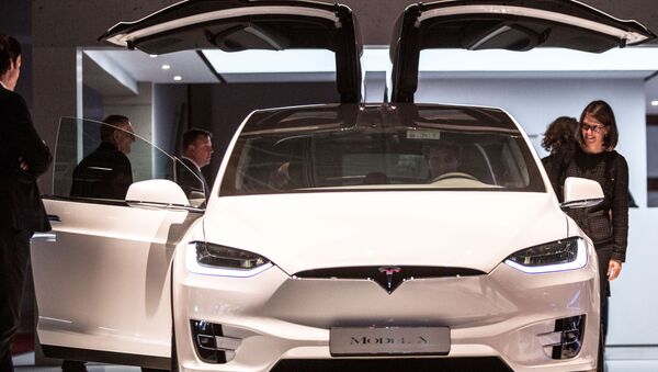  TESLA Model X на открытии международного автосалона Mondial de l'Automobile в Париже - 俄羅斯衛星通訊社