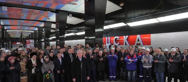 莫斯科市长索比亚宁在新地铁线开通剪彩仪式上。 - 俄罗斯卫星通讯社