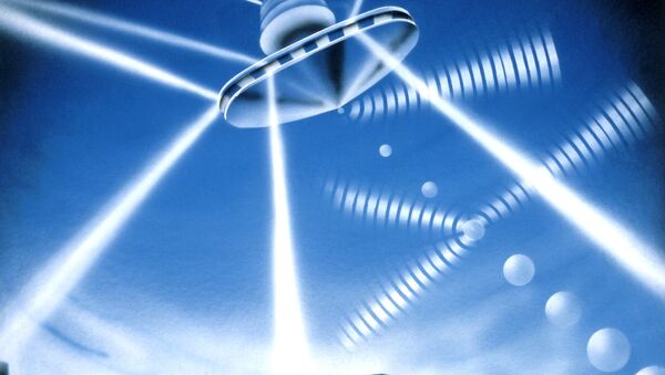 中國多地夜空現奇異亮雲 網友疑為UFO - 俄羅斯衛星通訊社
