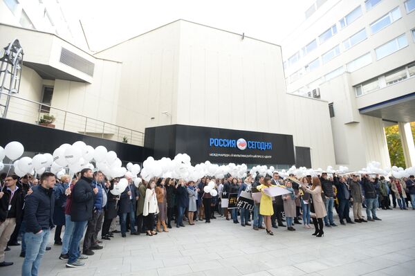 俄莫斯科举行支持在乌克兰被捕记者维辛斯基的活动 俄莫斯科举行支持在乌克兰被捕记者维辛斯基的活动 - 俄罗斯卫星通讯社