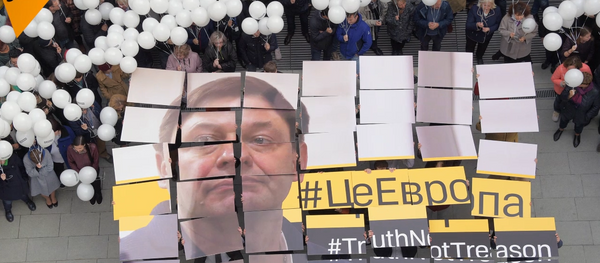 莫斯科举行支持在乌克兰被捕记者维辛斯基的活动 - 俄罗斯卫星通讯社