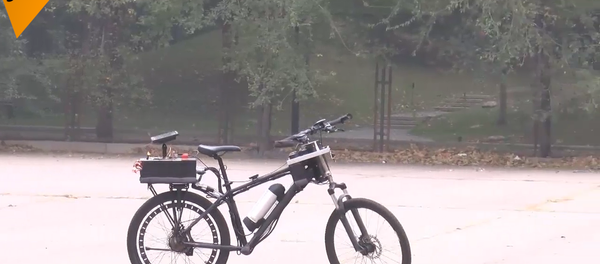 清华学生发明无人驾驶自行车 - 俄罗斯卫星通讯社