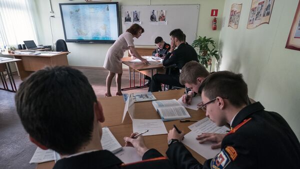 俄中部军区：汉语被列入图瓦共和国首府武备学校必修课 - 俄罗斯卫星通讯社