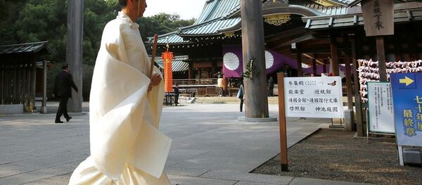 又一位日本大臣参拜象征日本军国主义的靖国神社 - 俄罗斯卫星通讯社