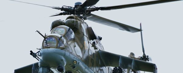 参加在切巴尔库尔训练场上空举行的“和平使命-2018”上合组织成员国武装力量联合反恐军事演习的米-24直升机 - 俄罗斯卫星通讯社