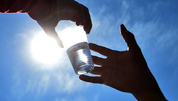 世衛組織：飲用水中的塑料顆粒對健康有最低威脅 - 俄羅斯衛星通訊社