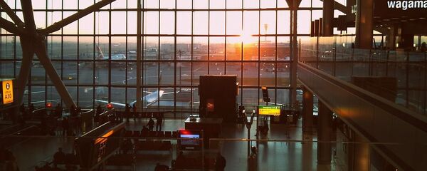 倫敦機場和火車站收到小型爆炸裝置 警方已介入調查 - 俄羅斯衛星通訊社