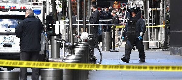 美警方认为时代华纳中心的疑似爆炸包裹与前三起事件有关 美警方认为时代华纳中心的疑似爆炸包裹与前三起事件有关 - 俄罗斯卫星通讯社