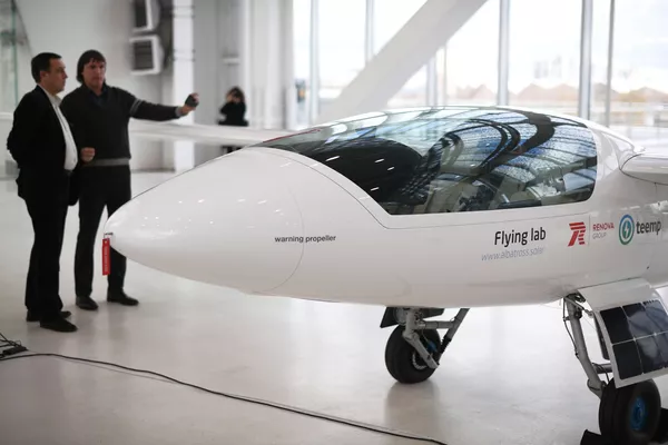 環球飛行之電動飛機樣機展示 - 俄羅斯衛星通訊社