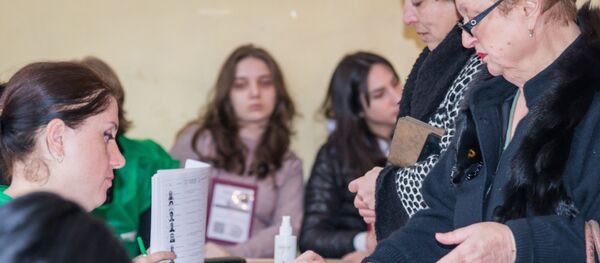 格鲁吉亚反对派总统候选人不承认选举结果 格鲁吉亚反对派总统候选人不承认选举结果 - 俄罗斯卫星通讯社